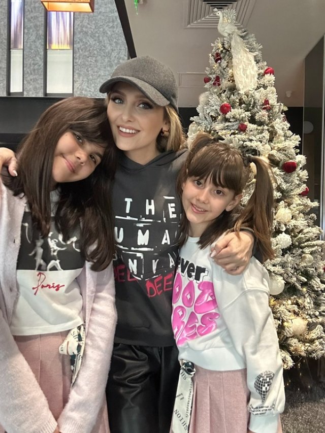 Alina Sorescu, declarație absolut șocantă despre fostul soț, care i-ar fi interzis să mai alăpteze. Vedeta a trăit un calvar