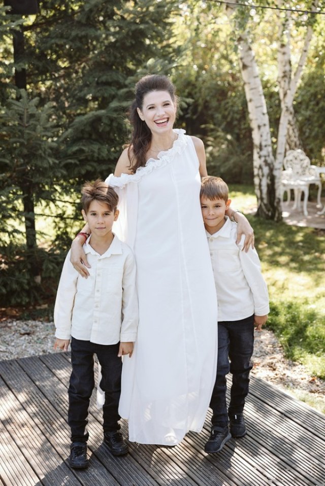 Actrița Ioana Picoș este însărcinată pentru a doua oară. Așteaptă o fetiță