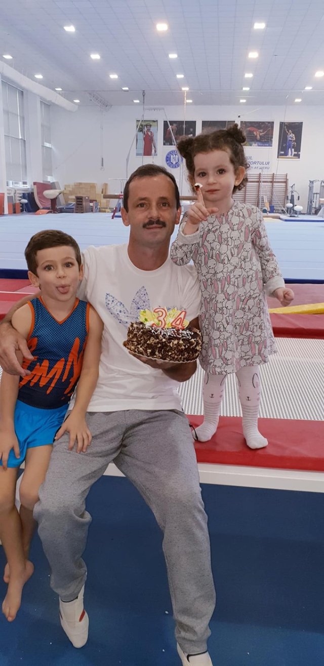 De ce boală grea suferă fiica lui Marius Urzică.