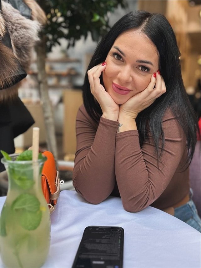 Deea Maxer, primele declarații după ce a fost cerută în căsătorie de ziua ei de naștere.