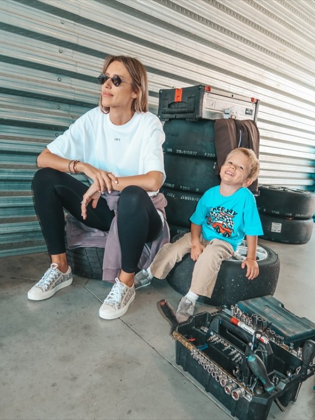 Ce mare și frumos a crescut Tiago, fiul Gabrielei și lui Dani Oțil. Tatăl lui este un celebru prezentator TV