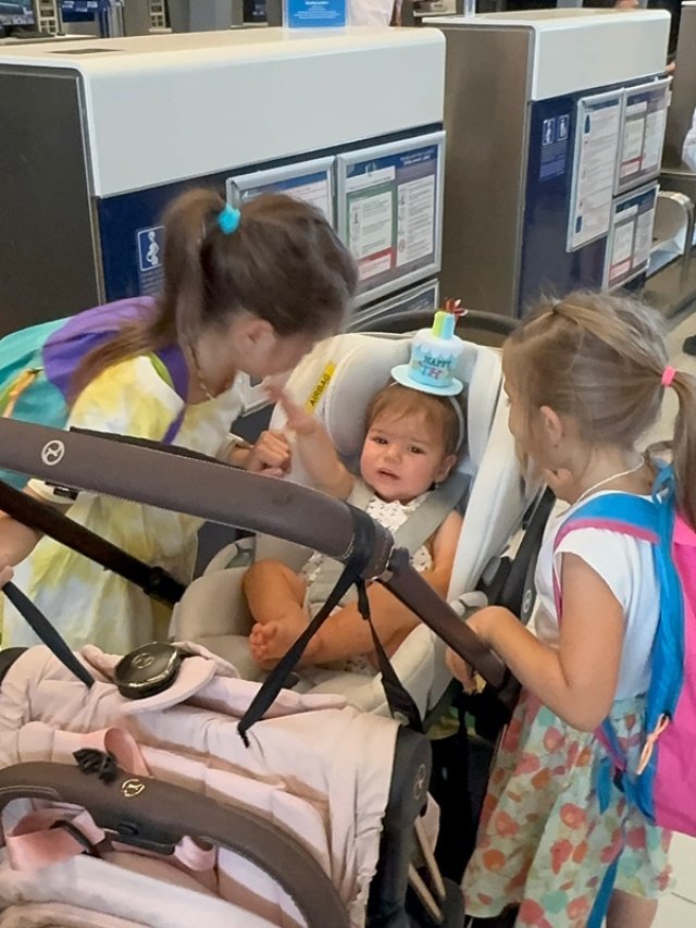 Laura Cosoi, adevărul despre viața cu 4 copii, în curând 5.