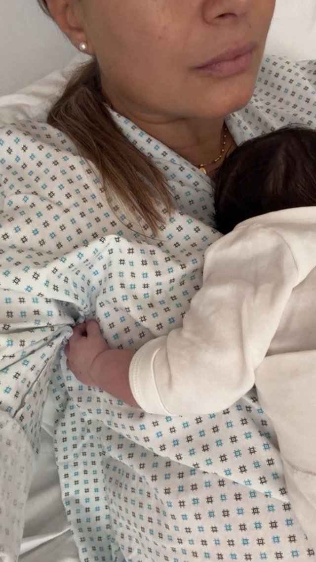 Iată primele imagini cu Nina, mezina Laurei Cosoi.