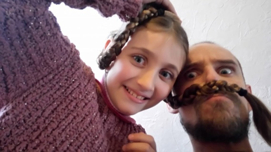 Ce se întâmplă acum cu fiica Ronei Hartner?