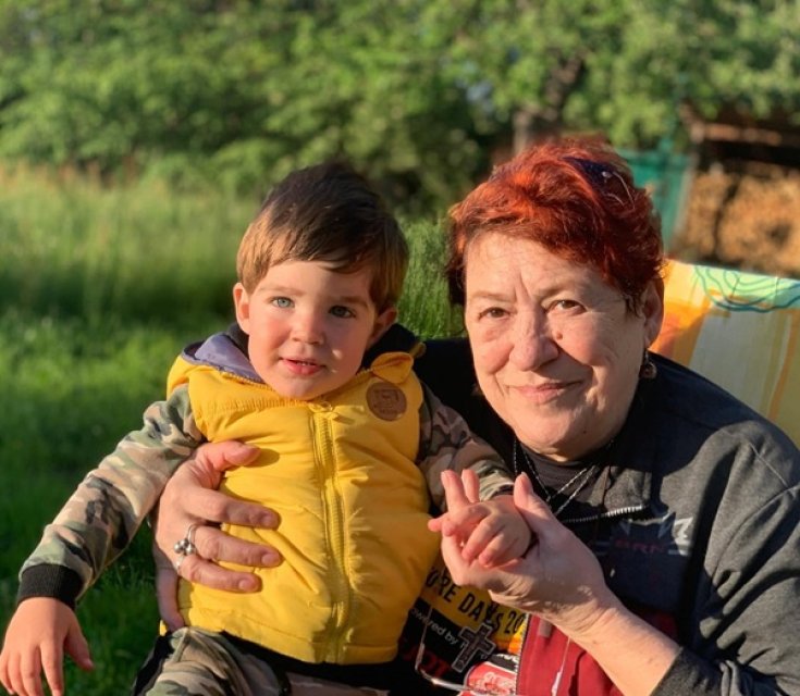Roxana Ciuhulescu, îngenuncheată de durere! Vedeta și-a pierdut mama.
