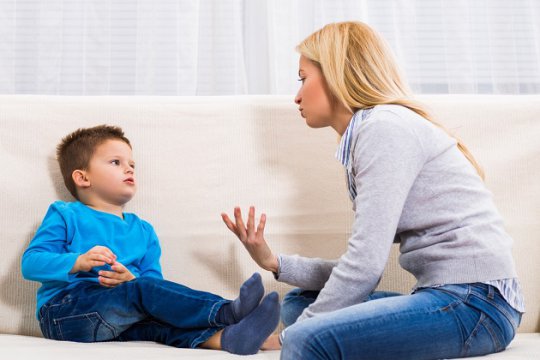 Abordează subiectele „tabu” față de copilul tău