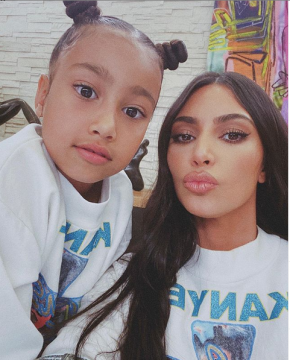 24. Kim Kardashian și North West