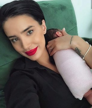 Zenaida Maria s-a născut în august 2018