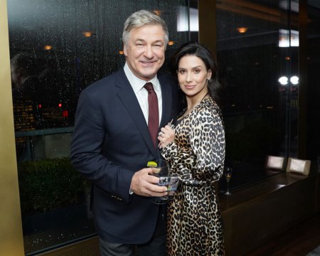 3.	Alec și Hilaria Baldwin