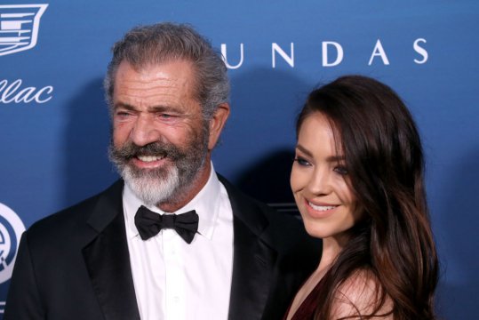 7.	Mel Gibson și Rosalind Ross