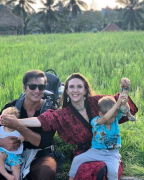 Adela Popescu și Radu Vâlcan au fost în vacanță cu copiii în Bali