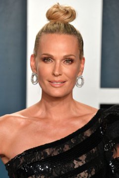 6.	Molly Sims