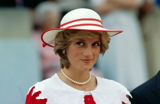 2. Prințesa Diana și James Gilby