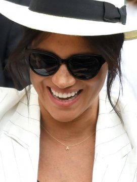 Meghan Markle poartă un colier asemănător