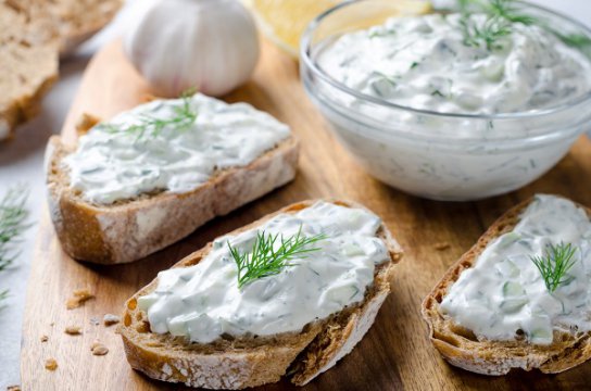 Sos tzatziki