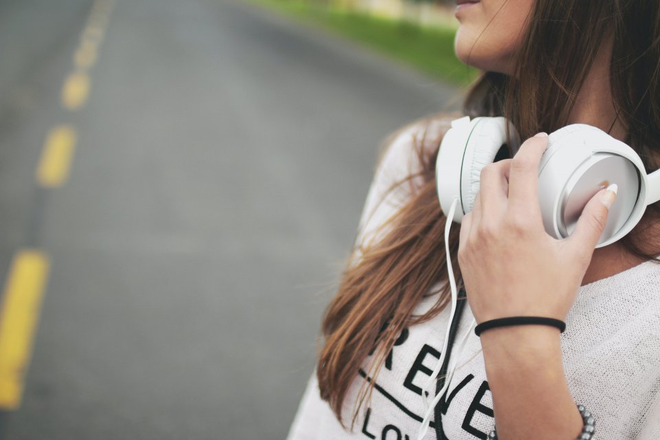  Muzica te poate ajuta să faci față mai ușor durerii