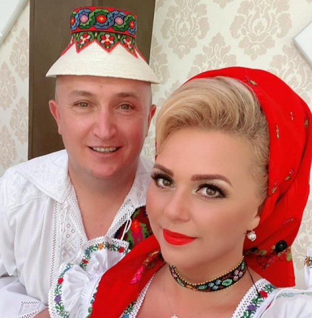 Secretul căsniciei de peste 30 de ani a Corneliei și Lupu Rednic: „E important să ierți, să îți dorești să fii acolo, pentru că e foarte simplu să nu fii și e foarte greu să fii”