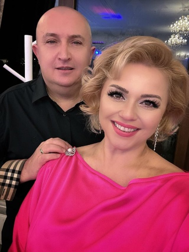Secretul căsniciei de peste 30 de ani a Corneliei și Lupu Rednic: „Trebuie să ții seama de drumul parcurs, cu acele greutăți și când ajungi la o ceartă nu zici imediat că te desparți”