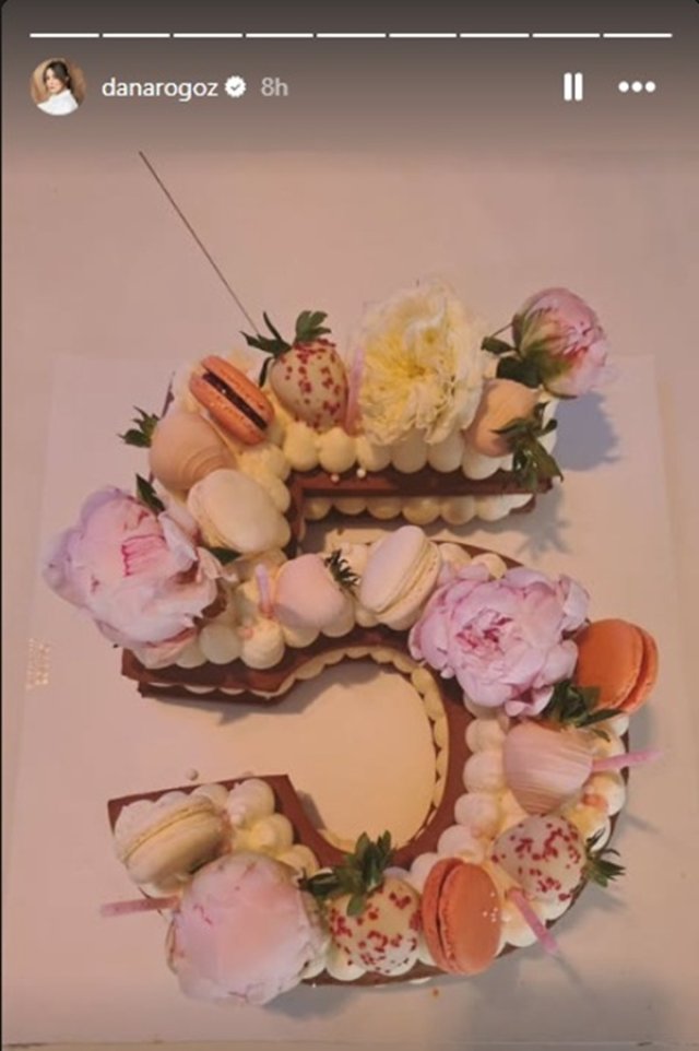 Lia, fetița minune a Danei Rogoz a împlinit 5 ani. Tortul pare a fi delicios!