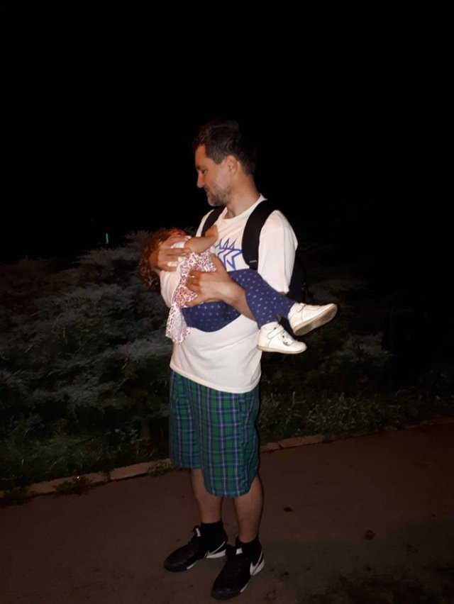 Ce fel de tată este Nicușor Dan? Mirabela Grădinaru l-a dat de gol!