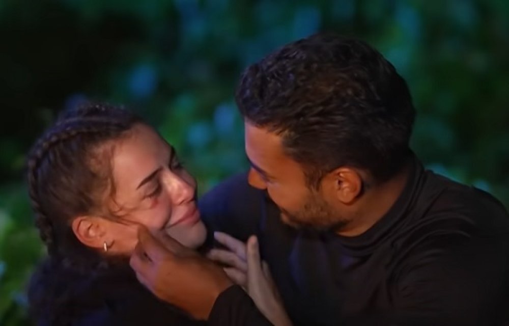 Prima imagine cu băiețelul lui Jador. Proaspeții părinți s-au cunoscut datorită participării la reality show-ul „Survivor”