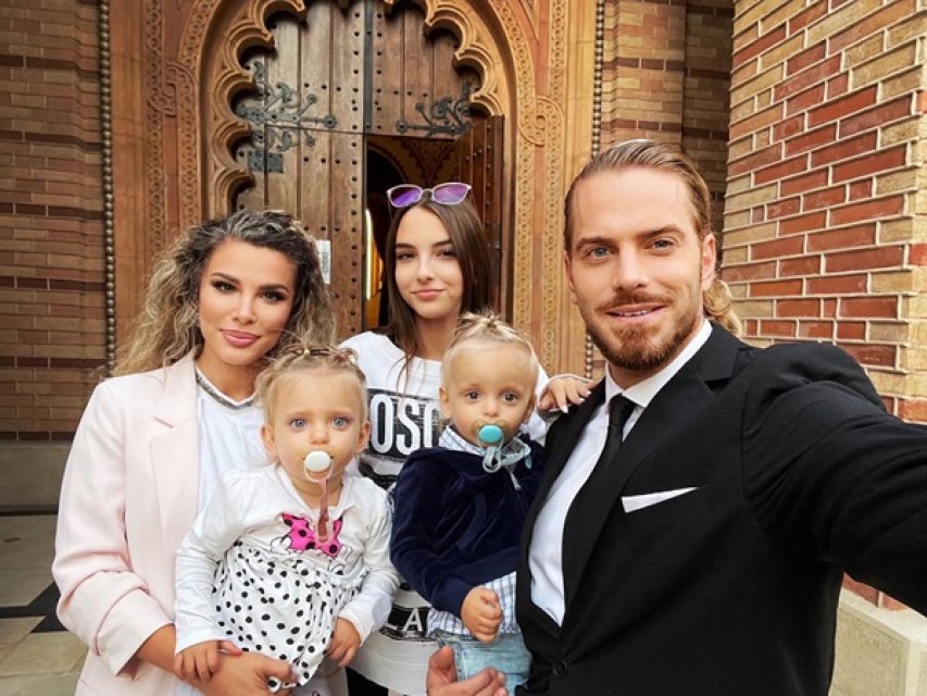 Alina Laufer este mamă de 3 copii și urmează să aducă pe lume încă un copil, o fetiță