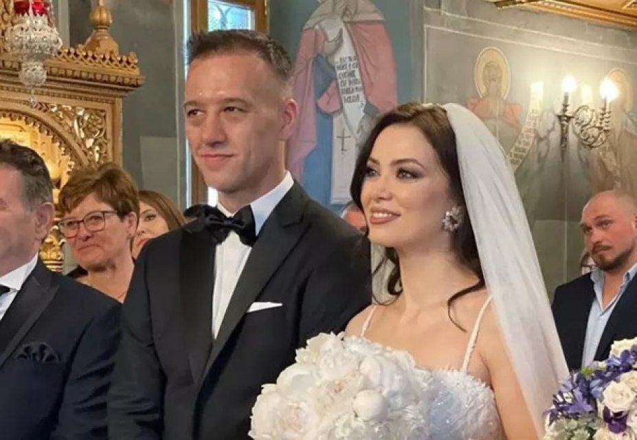 Primele imagini cu băiețelul Ancăi Dumitra, rodul iubirii dintre actriță și soțul ei
