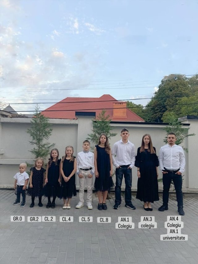 „A 10-a noastră minune". Marina Cârnaț a născut o fetiță perfect sănătoasă, care le completează familia