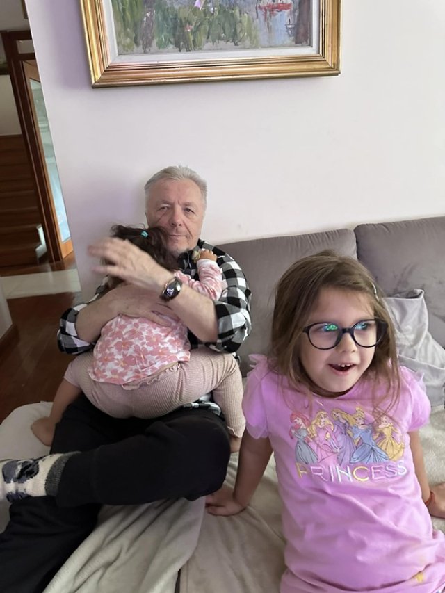 Mama lui Codin Maticiuc a fost operată pentru a doua oară pe creier. Și tatăl lui Codin Maticiuc a suferit de cancer