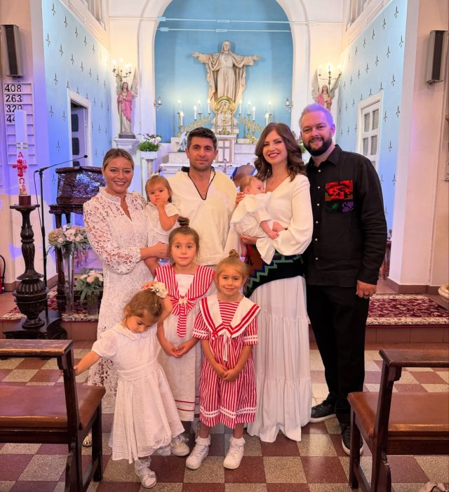 Laura Cosoi, mărturisiri sincere despre viața ei de familie. „În patul meu nu îmi doresc copi