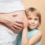 Îi ceri părerea copilului dacă vrei încă un copil? Ghid sincer pentru părinții care stau pe gânduri
