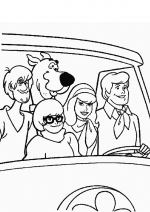 Scooby Doo si gasca in masina