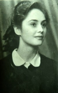 Adriana Iliescu tanara