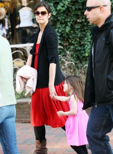 poza katie holmes si suri 