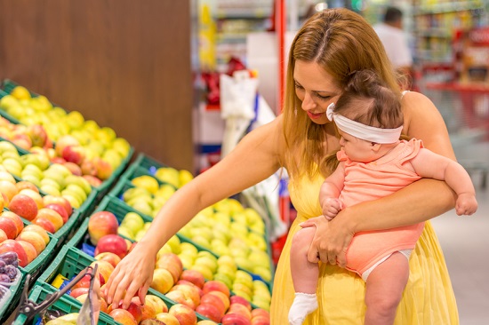 In loc de dulciuri, in perioada alaptarii alegeti fructe proaspete