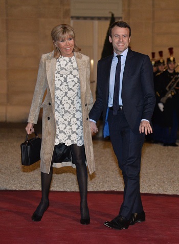 Brigitte Macron alaturi de sotul ei