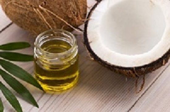 Uleiul de cocos este ideal pentru ingrijrea tenului