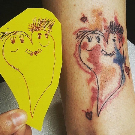 Tatuaj cu omuleti-inimioara