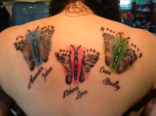  Tatuaj cu talpite-fluturasi