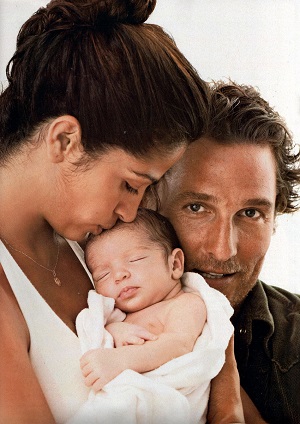 Alta fotografie scumpa a unui bebelus de vedeta- Levi a lui Mattew McConaughey