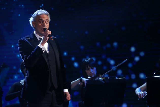 andrea bocelli tribut mamei sale