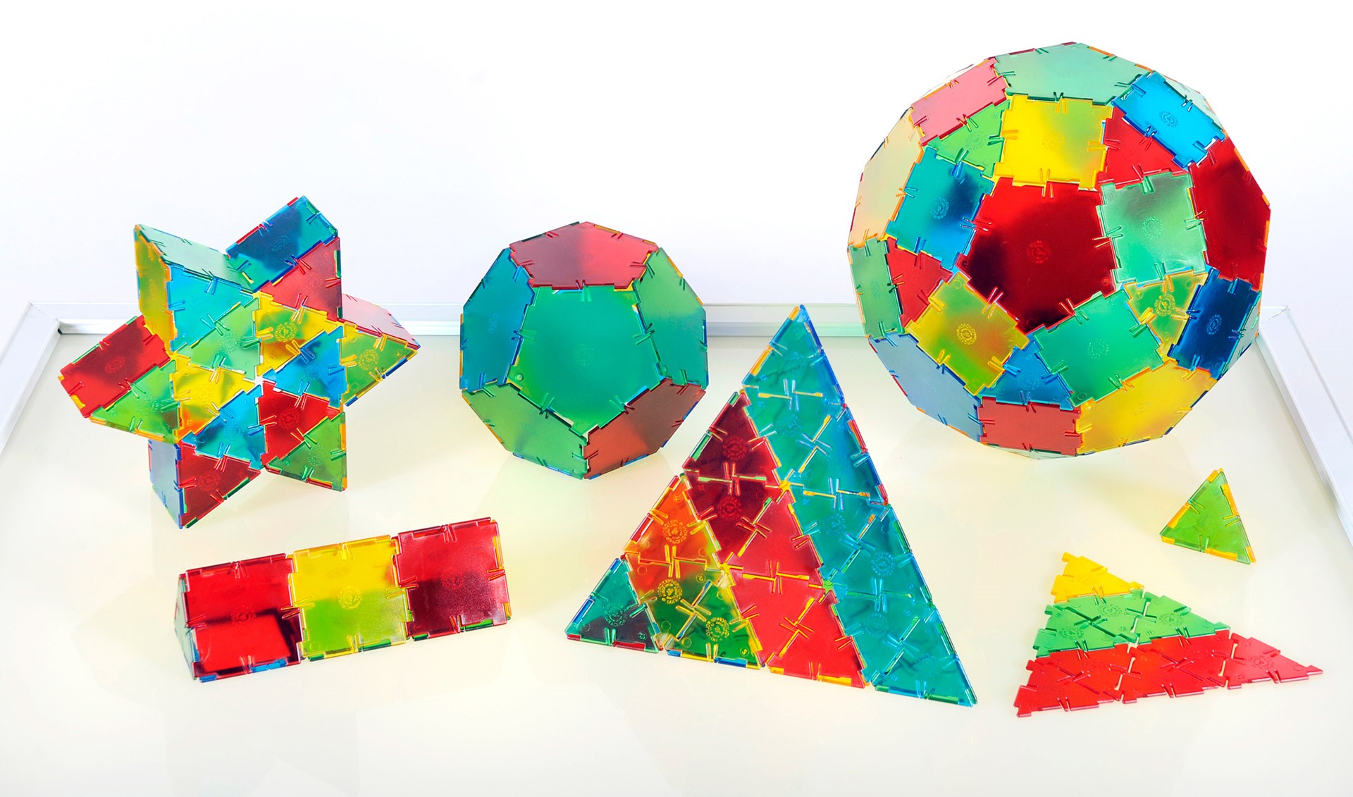 Polydron Translucent Set de baza 164 piese Polydron Translucent Set de baza 164 piese