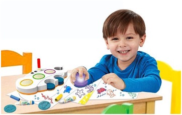  Set creativ cu stampile Color Wonder Light-Up Crayola