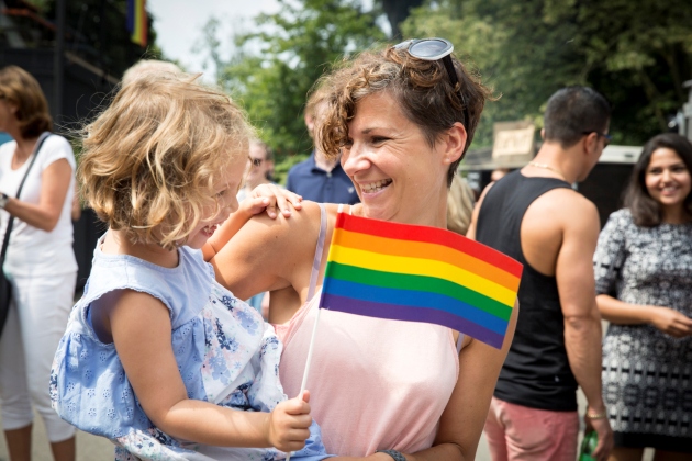 mamicile la proteste alaturi de copii