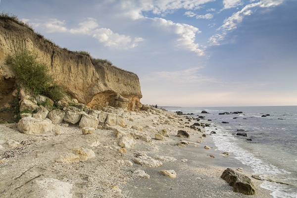peisaj salbatic din zona plajei Corbu, judetul Constanta