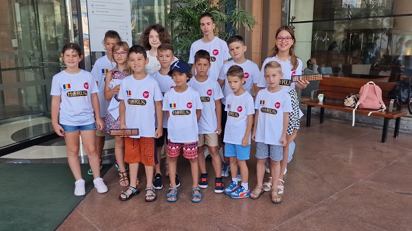 echipa de elevi români care a participat la campionatul international de aritmetica mentala