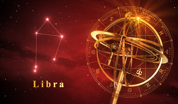 constelatia zodiei Balanta, alaturi de sfera armilara, pe fond rosu