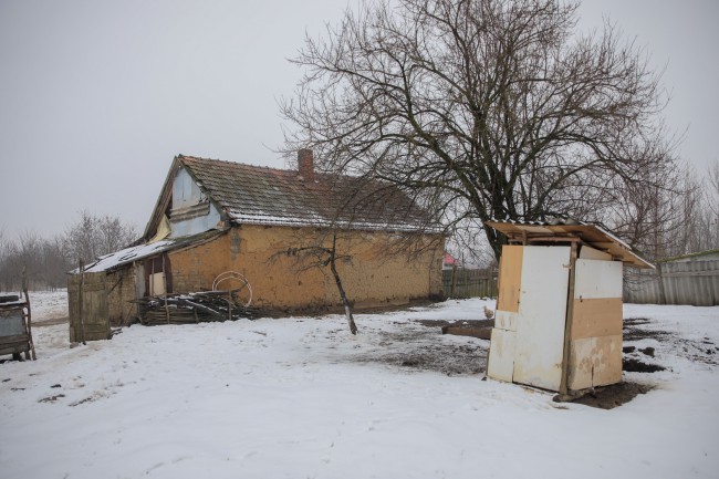 casa in care stau mariana naghiu si cei 7 copii