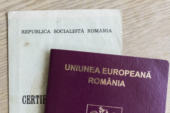 certificat de nastere vechi si un pasaport