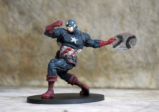 figurina Marvel